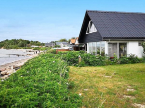 Cozy Holiday Home in Middelfart with Whirlpool